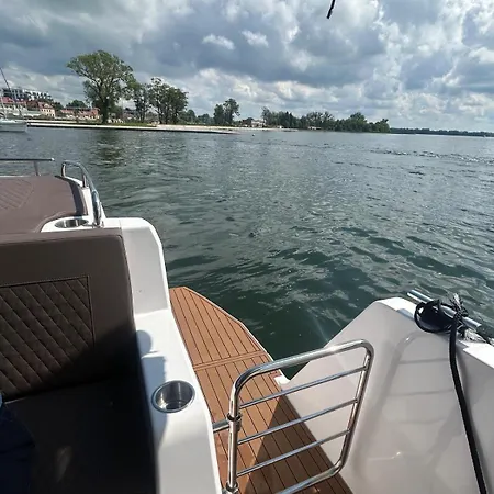 Jasmin Yacht - House Boat Mazury Bådhotel Upalty