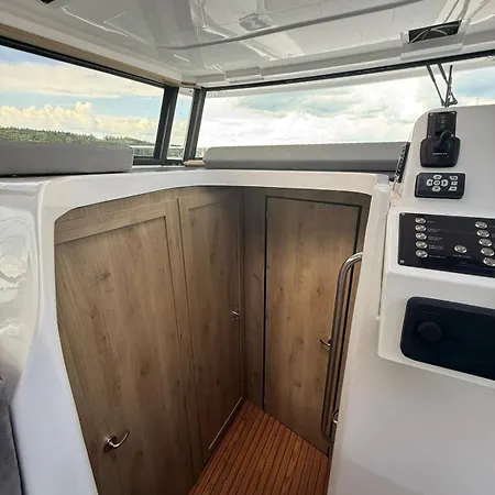Jasmin Yacht - House Boat Mazury Bådhotel Upalty